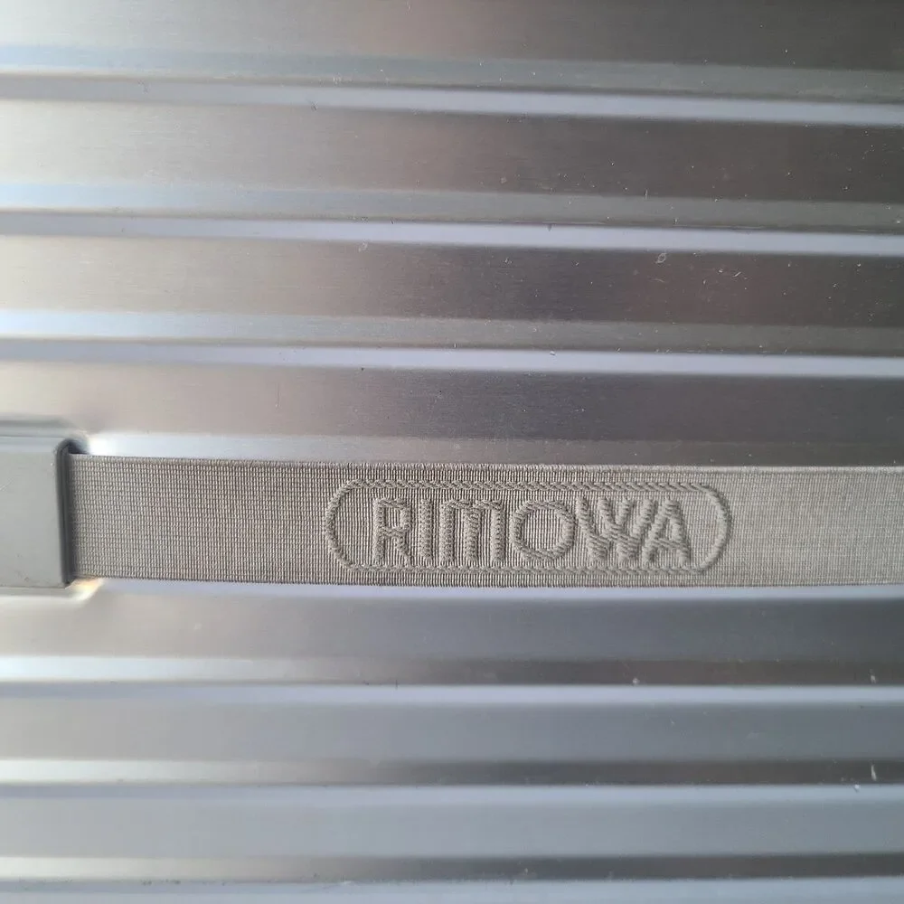 Rimowa Compact Business Trolley Aluminum Rolling Case Lock Custom Foam Insert